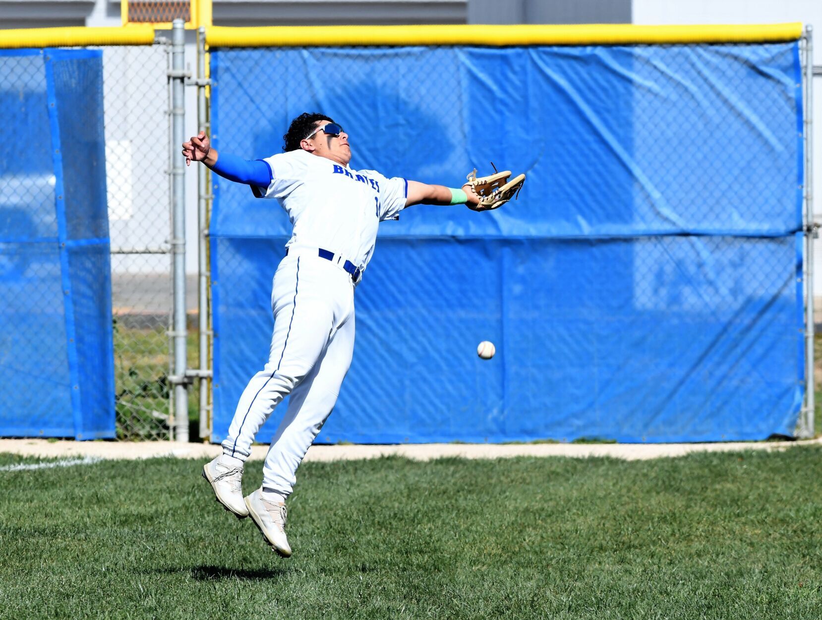 041522 CHS LHS BSB 20.JPG